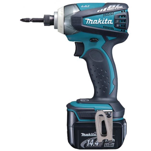 MAKITA Акумул. Ударен гайковерт BTD133RFE, 160Nm с 2x3.0Ah